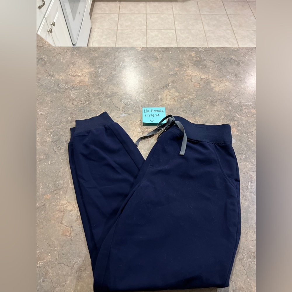 FIGS Zamora High Waist Scrub Set